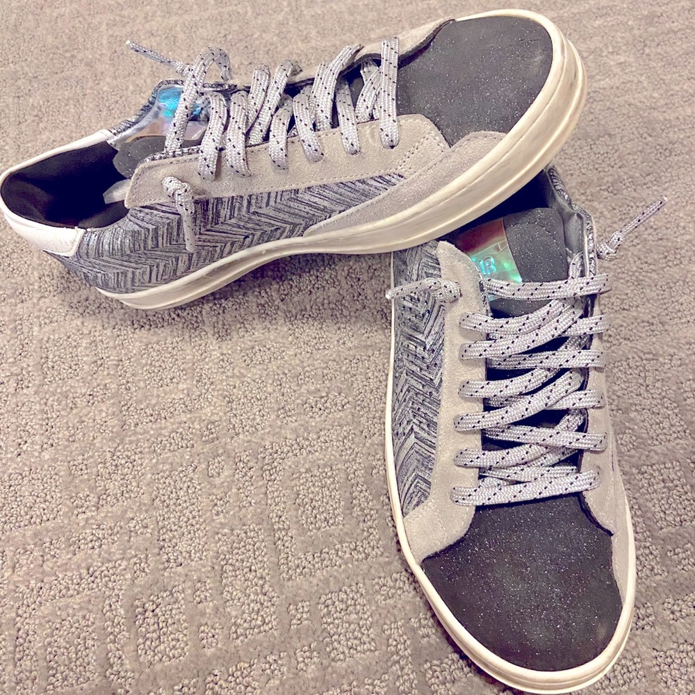 Gently used P448 black and silver - size 38